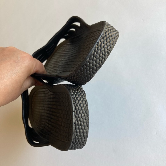 Men’s Sport Black Rubber Flip Flops Sandals size US 9 - Picture 13 of 13